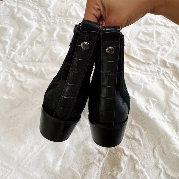 Donald Pliner Banks Western Bootie Size 5 New - Picture 7 of 8